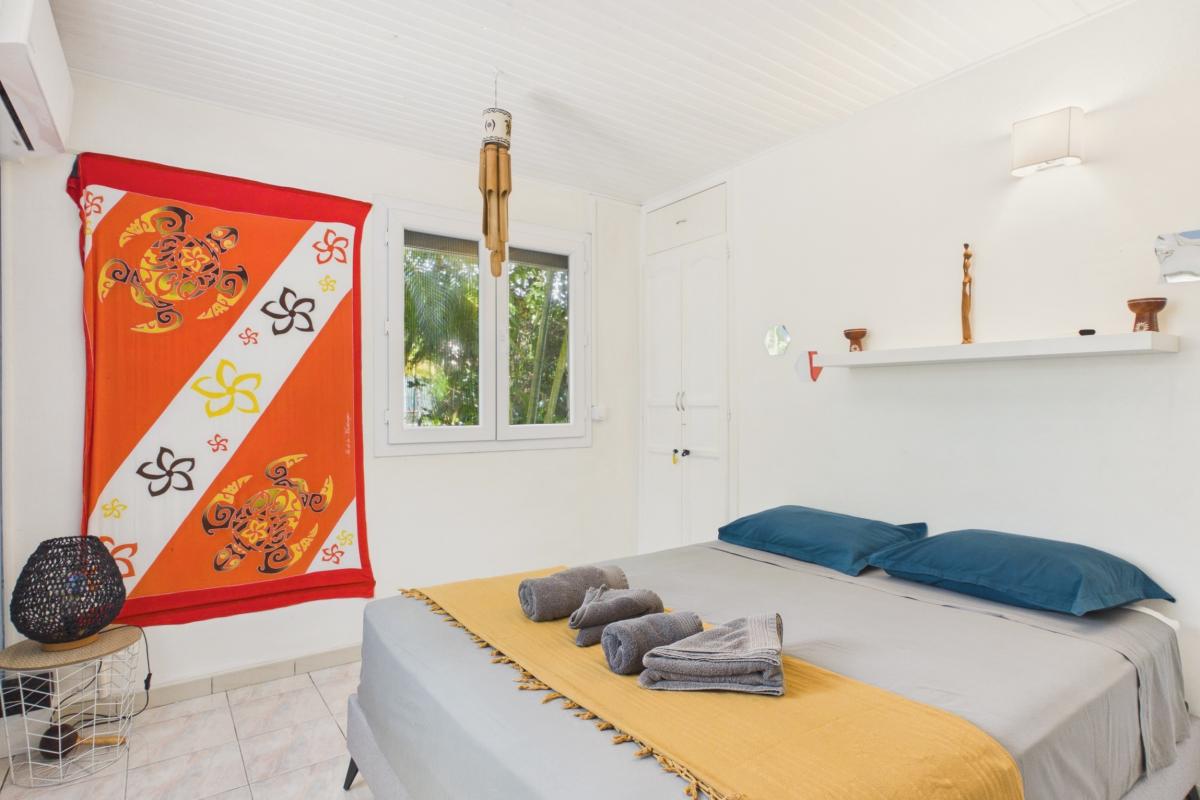 piscine-4 chambres-villa-sainte-luce-8-personnes - chambre 2